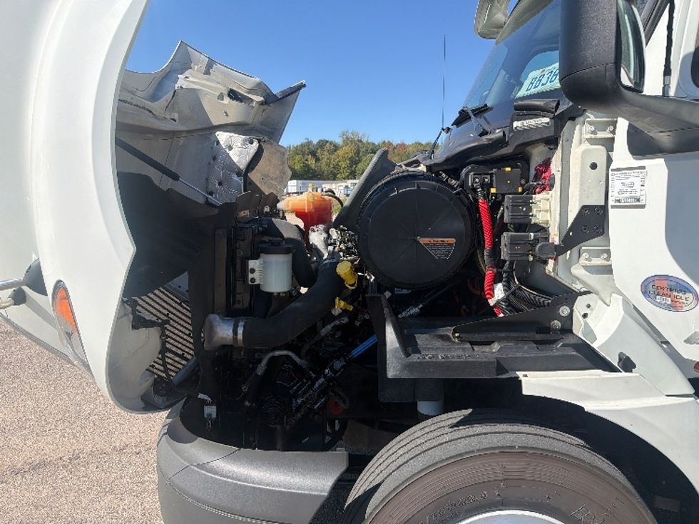 Day Cab Tractor-Heavy Duty Tractors-International-2020-RH613-Saginaw-MI-85,003\n\t\tmiles-$ 27,250 - Image 16