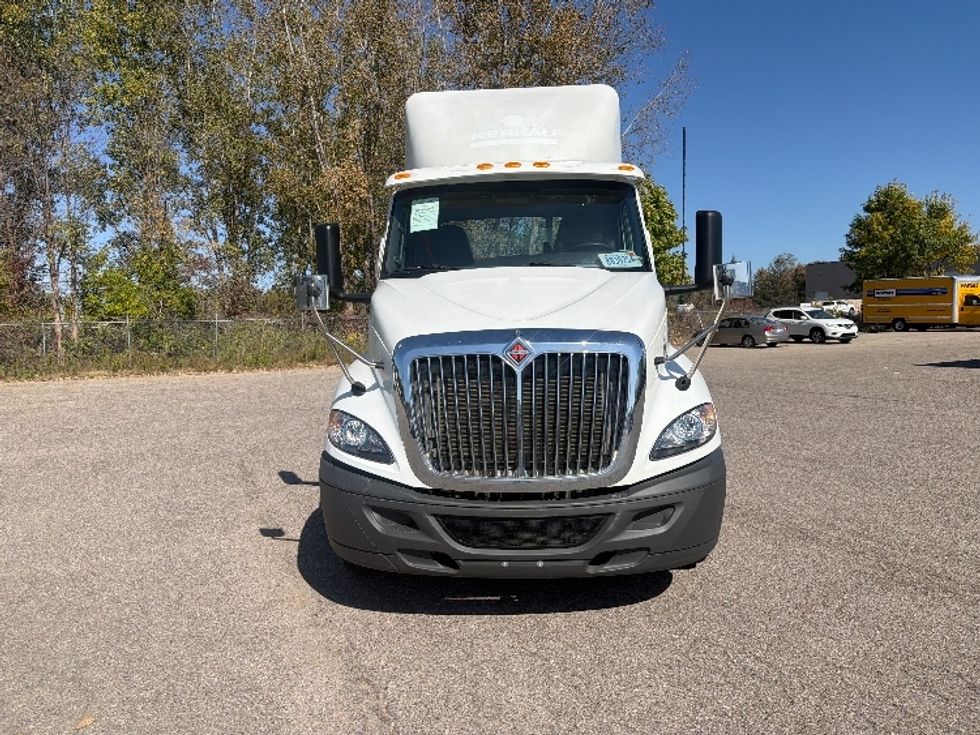Day Cab Tractor-Heavy Duty Tractors-International-2020-RH613-Saginaw-MI-85,003\n\t\tmiles-$ 27,250 - Image 2