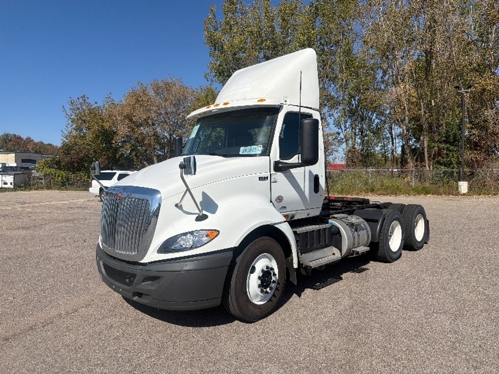 Day Cab Tractor-Heavy Duty Tractors-International-2020-RH613-Saginaw-MI-85,003\n\t\tmiles-$ 27,250 - Image 3