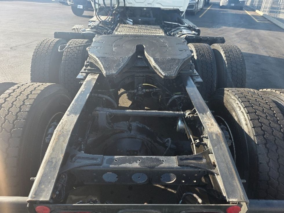 Day Cab Tractor-Heavy Duty Tractors-International-2020-RH613-Spokane Valley-WA-375,583\n\t\tmiles-$ 27,750 - Image 6