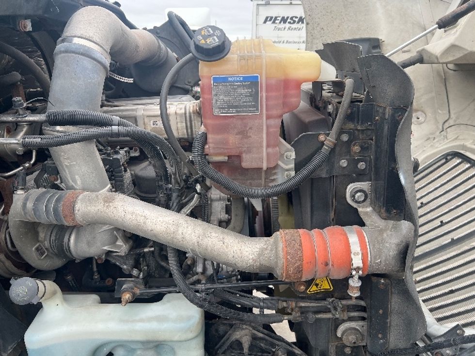 Day Cab Tractor-Heavy Duty Tractors-International-2020-RH613-Sturtevant-WI-533,025\n\t\tmiles-$ 28,000 - Image 15