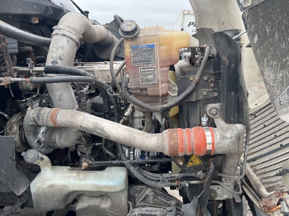 Day Cab Tractor-Heavy Duty Tractors-International-2020-RH613-Sturtevant-WI-552,403\n\t\tmiles-$ 28,000 - Image 15