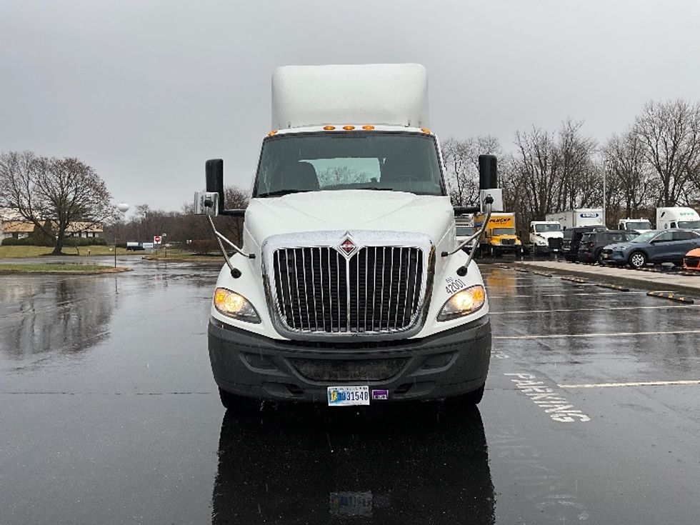 Day Cab Tractor-Heavy Duty Tractors-International-2020-RH613-Swedesboro-NJ-174,887\n\t\tmiles-$ 15,000 - Image 2
