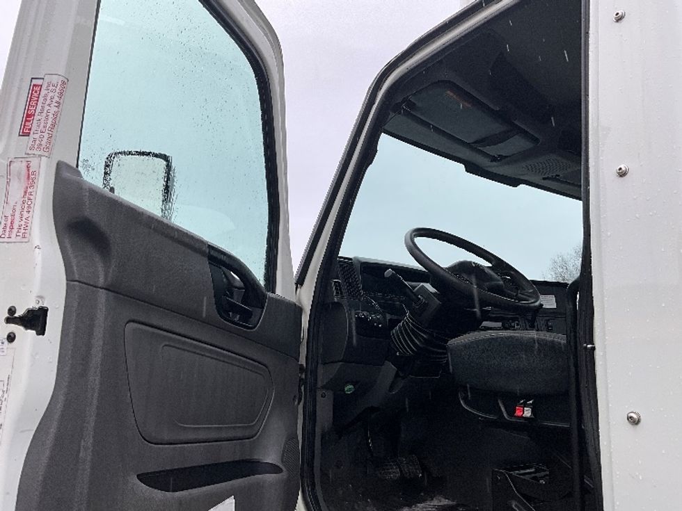 Day Cab Tractor-Heavy Duty Tractors-International-2020-RH613-Swedesboro-NJ-174,887\n\t\tmiles-$ 15,000 - Image 9