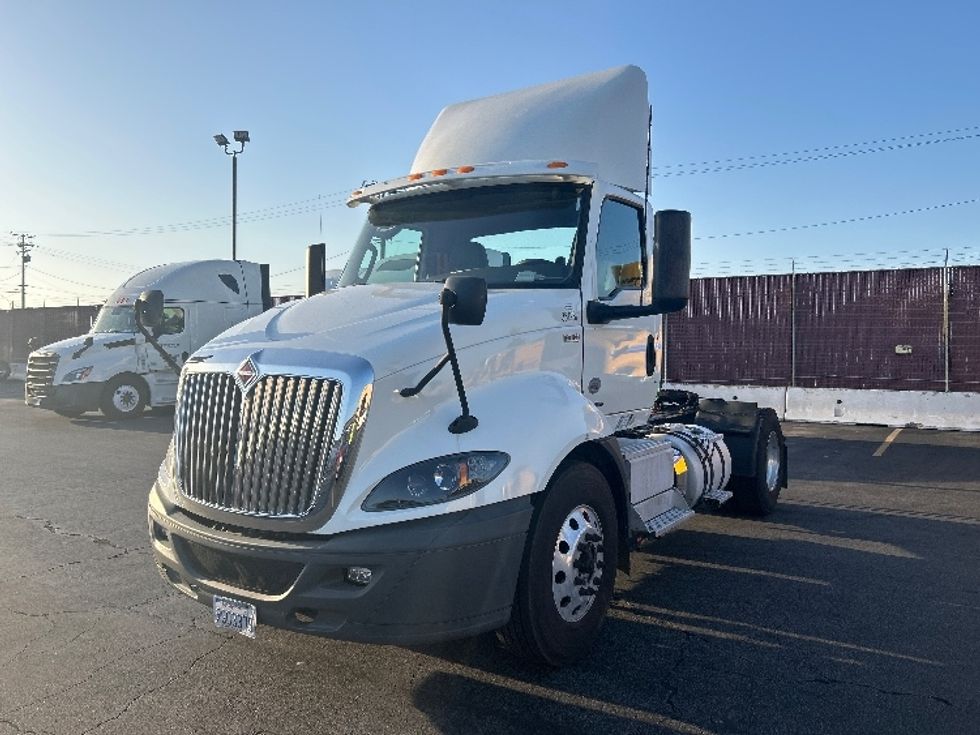 Day Cab Tractor-Heavy Duty Tractors-International-2020-RH613-Torrance-CA-203,285\n\t\tmiles-$ 20,000 - Image 3