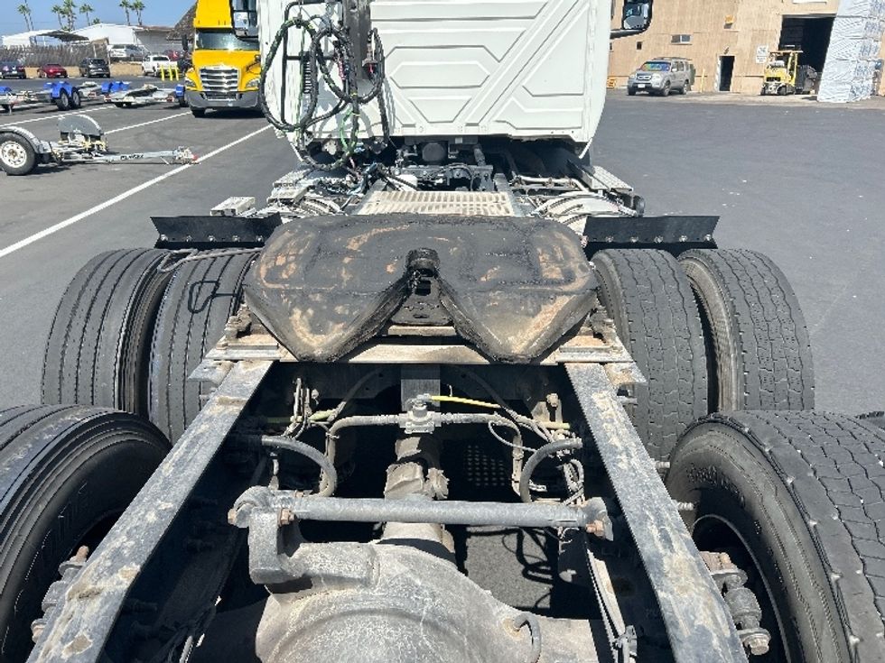 Day Cab Tractor-Heavy Duty Tractors-International-2020-RH613-Torrance-CA-229,986\n\t\tmiles-$ 35,250 - Image 6