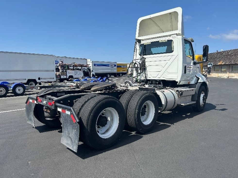 Day Cab Tractor-Heavy Duty Tractors-International-2020-RH613-Torrance-CA-229,986\n\t\tmiles-$ 35,250 - Image 7