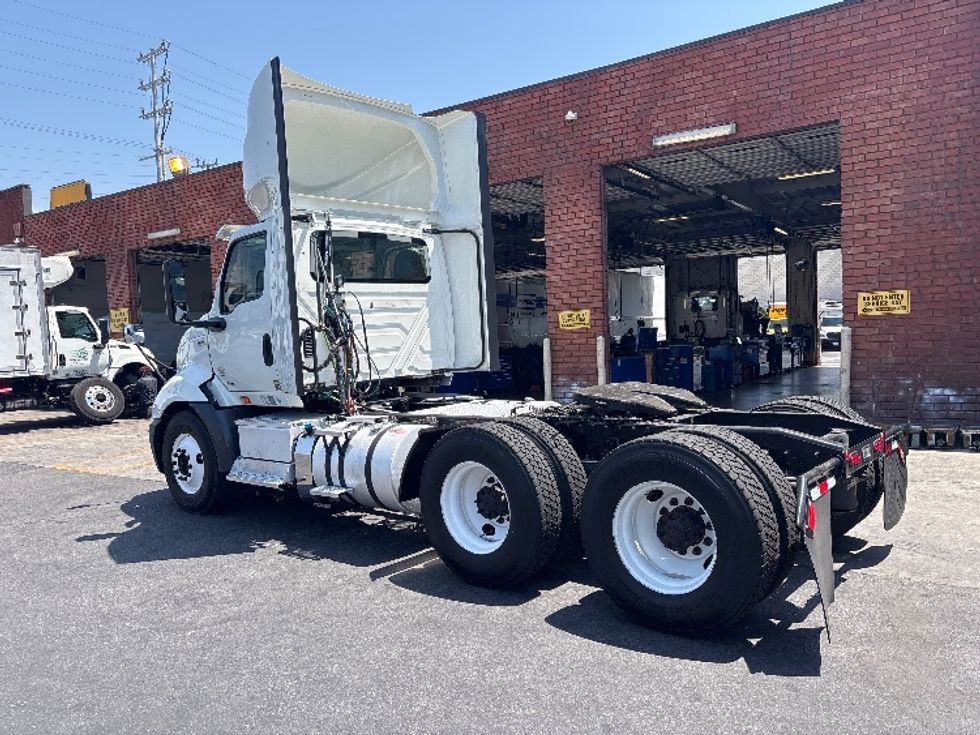 Day Cab Tractor-Heavy Duty Tractors-International-2020-RH613-Torrance-CA-255,405\n\t\tmiles-$ 32,000 - Image 5