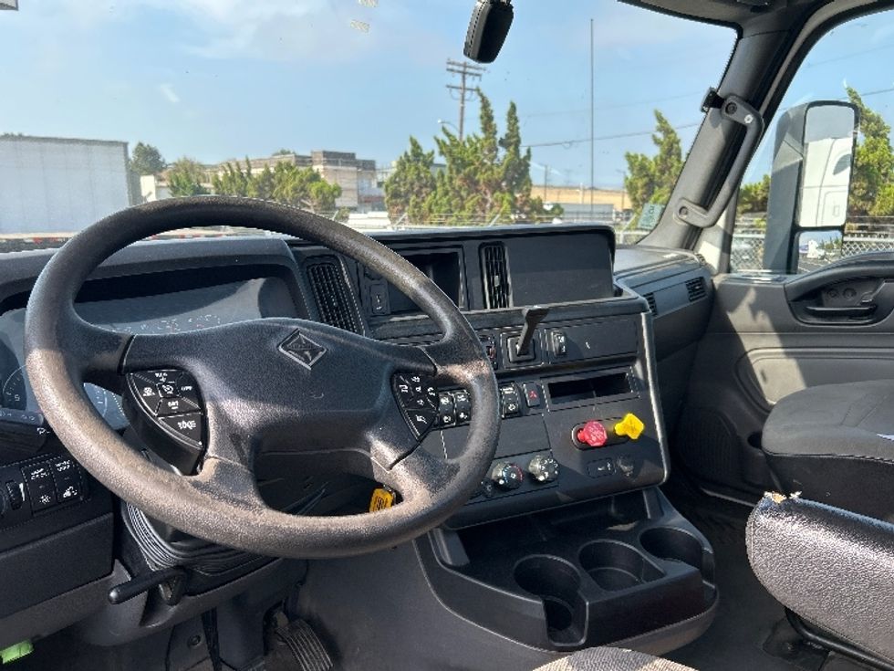 Day Cab Tractor-Heavy Duty Tractors-International-2020-RH613-Torrance-CA-275,647\n\t\tmiles-$ 21,500 - Image 10