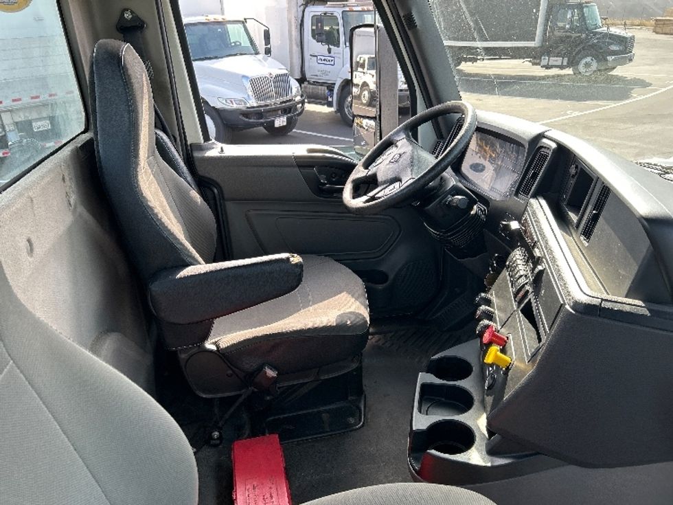 Day Cab Tractor-Heavy Duty Tractors-International-2020-RH613-Torrance-CA-275,647\n\t\tmiles-$ 21,500 - Image 14
