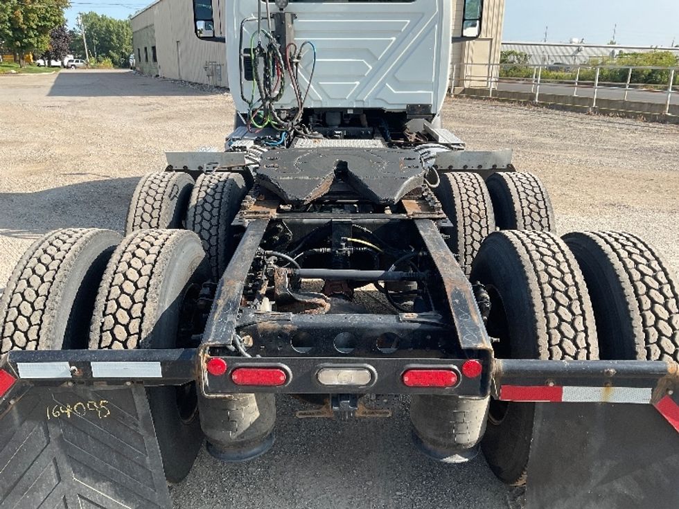 Day Cab Tractor-Heavy Duty Tractors-International-2020-RH613-Walker-MI-328,145\n\t\tmiles-$ 29,500 - Image 6