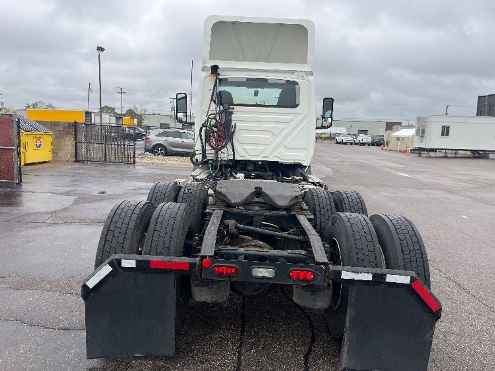 Day Cab Tractor-Heavy Duty Tractors-International-2020-RH613-Warren-MI-334,966\n\t\tmiles-$ 28,250 - Image 6