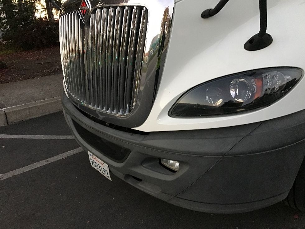 Day Cab Tractor-Heavy Duty Tractors-International-2020-RH613-West Sacramento-CA-226,500\n\t\tmiles-$ 26,500 - Image 19