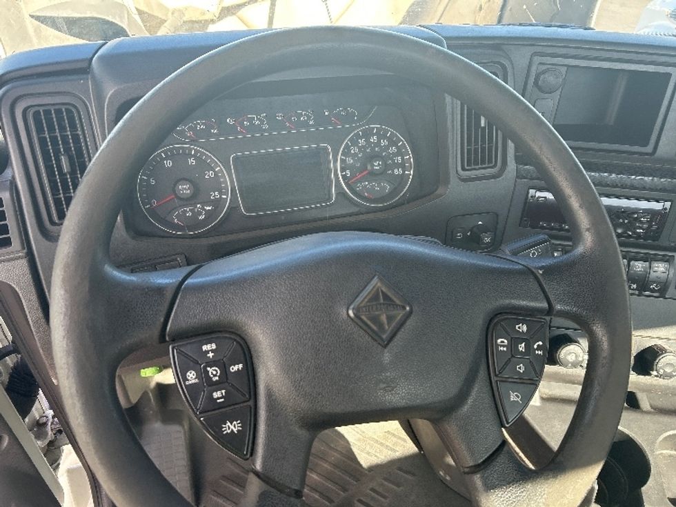 Day Cab Tractor-Heavy Duty Tractors-International-2020-RH613-West Sacramento-CA-291,733\n\t\tmiles-$ 22,500 - Image 10