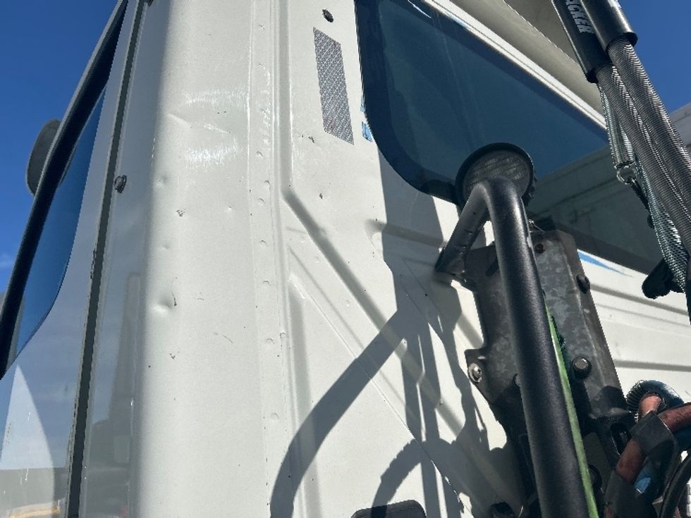 Day Cab Tractor-Heavy Duty Tractors-International-2020-RH613-West Sacramento-CA-291,733\n\t\tmiles-$ 22,500 - Image 17