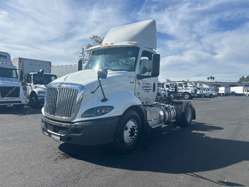 Day Cab Tractor-Heavy Duty Tractors-International-2020-RH613-West Sacramento-CA-291,733\n\t\tmiles-$ 22,500 - Image 2