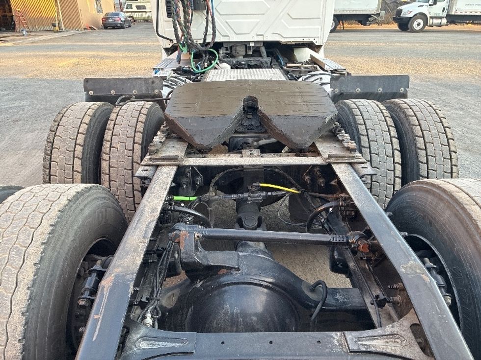 Day Cab Tractor-Heavy Duty Tractors-International-2020-RH613-West Sacramento-CA-298,521\n\t\tmiles-$ 32,000 - Image 6