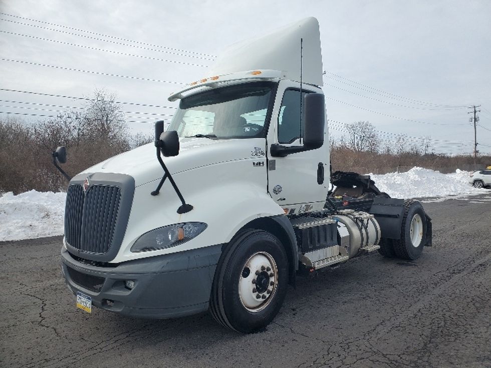 Day Cab Tractor-Heavy Duty Tractors-International-2020-RH613-White Deer-PA-104,559\n\t\tmiles-$ 17,250 - Image 3