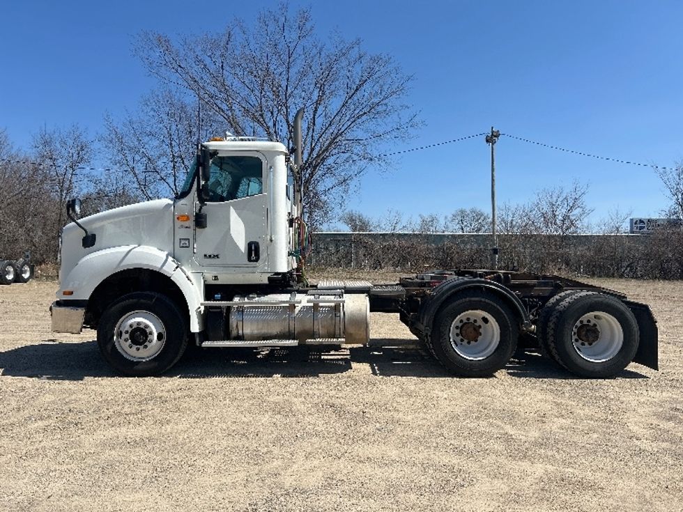 Day Cab Tractor-Heavy Duty Tractors-International-2021-HX615-Kalamazoo-MI-60,424\n\t\tmiles-$ 66,000 - Image 4