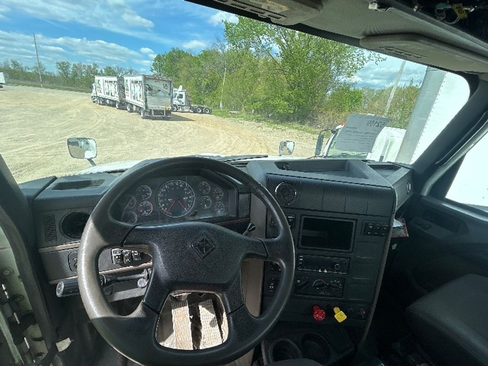 Day Cab Tractor-Heavy Duty Tractors-International-2021-HX615-Kalamazoo-MI-73,591\n\t\tmiles-$ 70,500 - Image 11