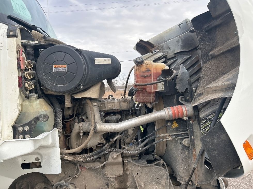 Day Cab Tractor-Heavy Duty Tractors-International-2021-HX615-Kalamazoo-MI-73,591\n\t\tmiles-$ 70,500 - Image 15