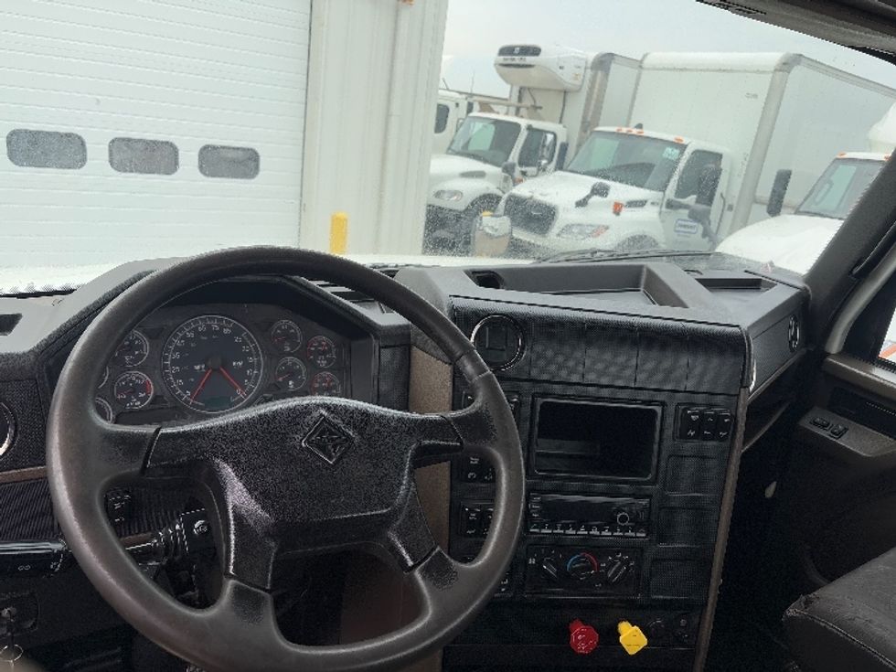Day Cab Tractor-Heavy Duty Tractors-International-2021-HX615-Lansing-MI-74,501\n\t\tmiles-$ 56,500 - Image 11