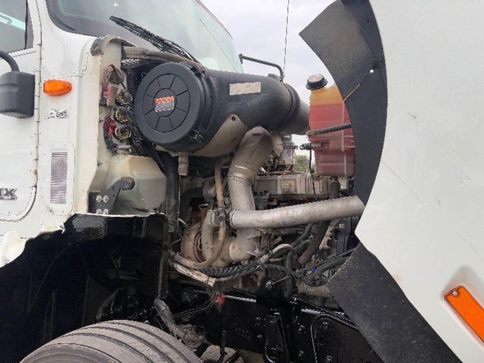 Day Cab Tractor-Heavy Duty Tractors-International-2021-HX615-Lansing-MI-74,501\n\t\tmiles-$ 56,500 - Image 15