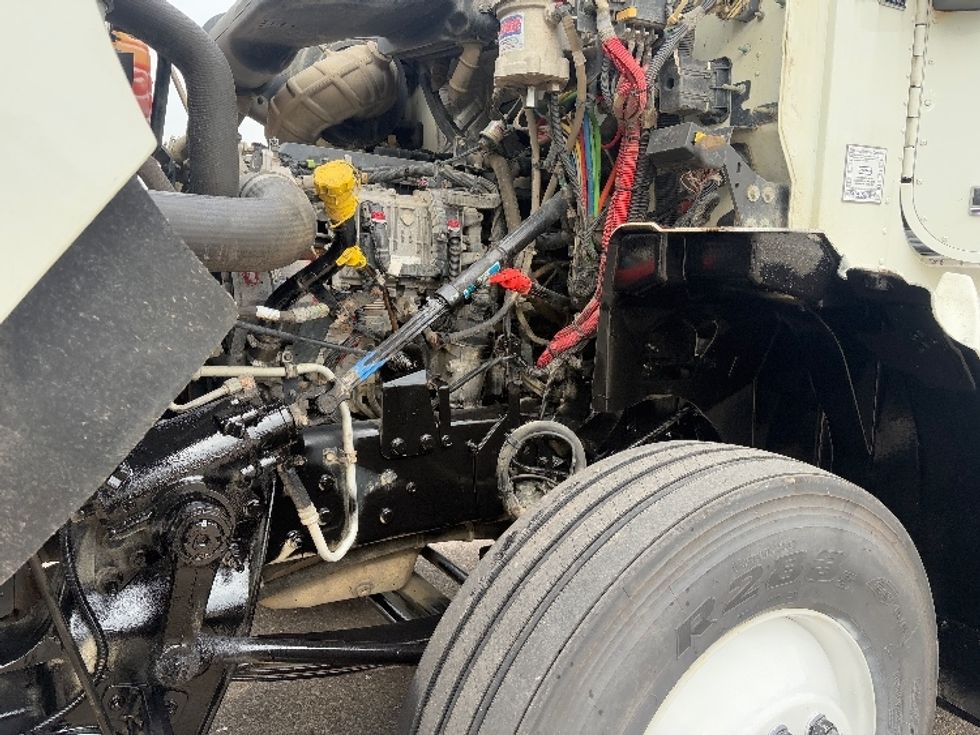 Day Cab Tractor-Heavy Duty Tractors-International-2021-HX615-Lansing-MI-74,501\n\t\tmiles-$ 56,500 - Image 16