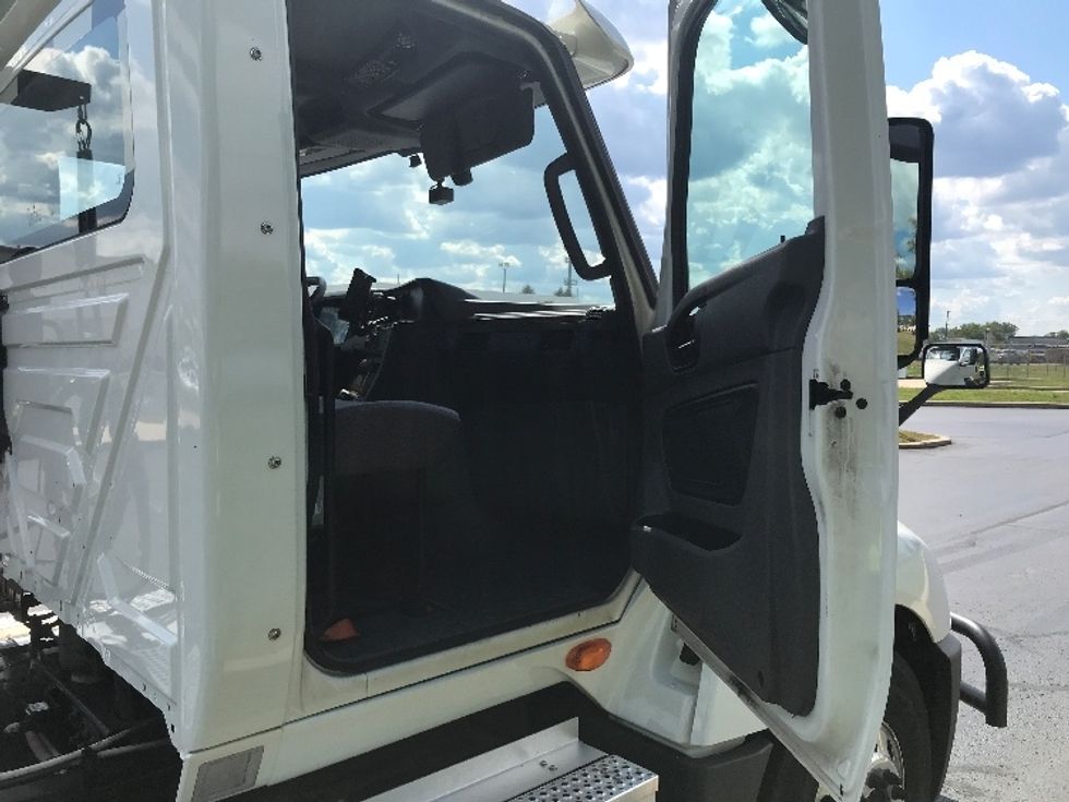 Day Cab Tractor-Heavy Duty Tractors-International-2021-LT625-Allentown-PA-313,057\n\t\tmiles-$ 39,750 - Image 12