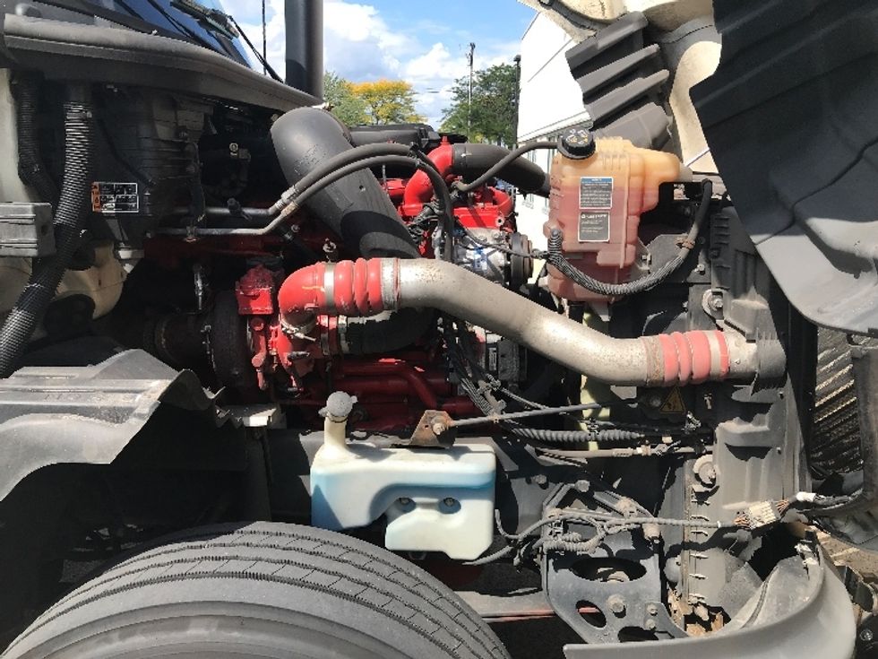 Day Cab Tractor-Heavy Duty Tractors-International-2021-LT625-Allentown-PA-313,057\n\t\tmiles-$ 39,750 - Image 15