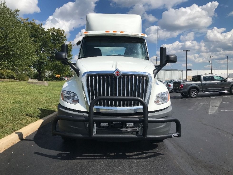 Day Cab Tractor-Heavy Duty Tractors-International-2021-LT625-Allentown-PA-313,057\n\t\tmiles-$ 39,750 - Image 2