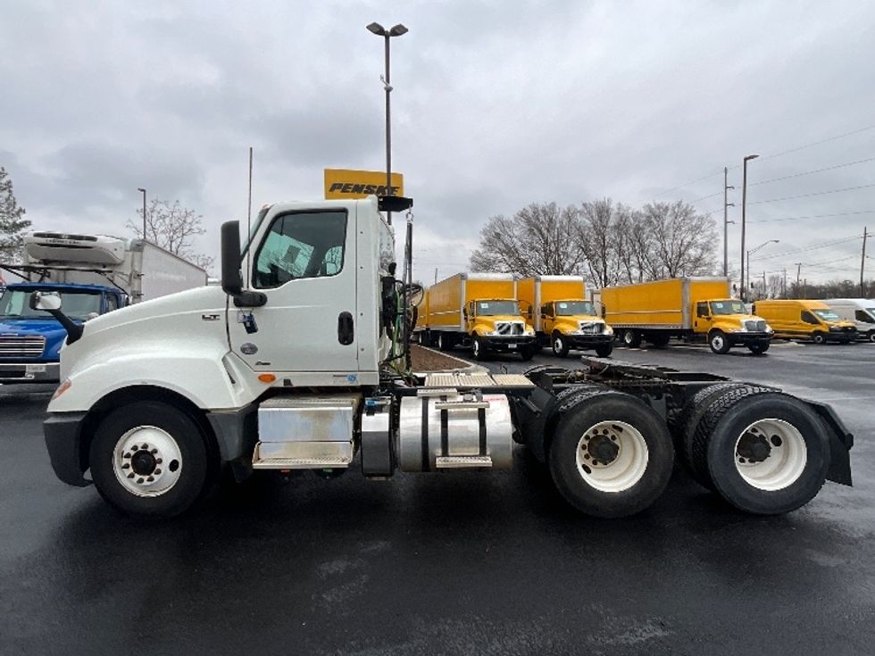 Day Cab Tractor-Heavy Duty Tractors-International-2021-LT625-Atlanta (Forest Park)-GA-106,310\n\t\tmiles-$ 37,750 - Image 4