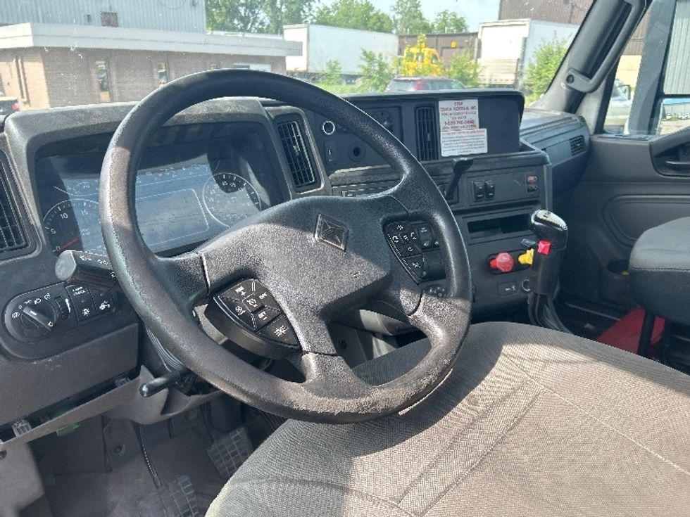 Day Cab Tractor-Heavy Duty Tractors-International-2021-LT625-Comstock Park-MI-439,083\n\t\tmiles-$ 52,500 - Image 10
