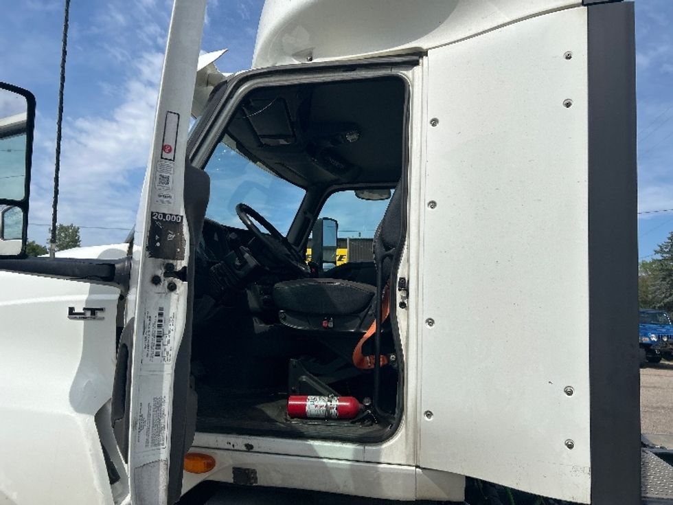 Day Cab Tractor-Heavy Duty Tractors-International-2021-LT625-Comstock Park-MI-439,083\n\t\tmiles-$ 52,500 - Image 9