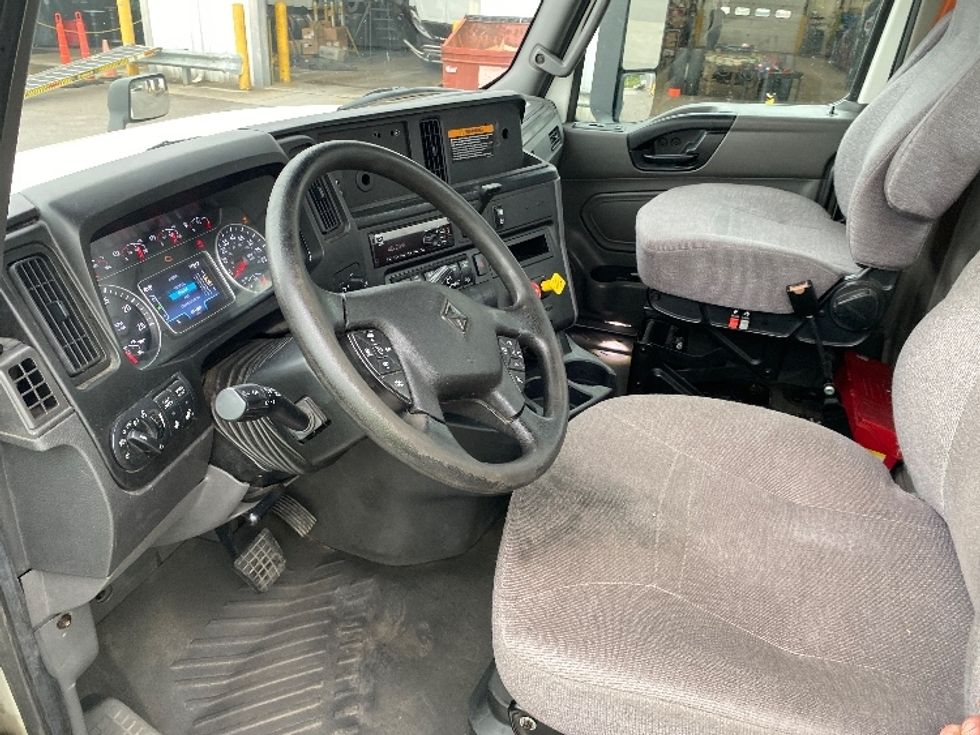 Day Cab Tractor-Heavy Duty Tractors-International-2021-LT625-Conklin-NY-474,890\n\t\tmiles-$ 37,250 - Image 10