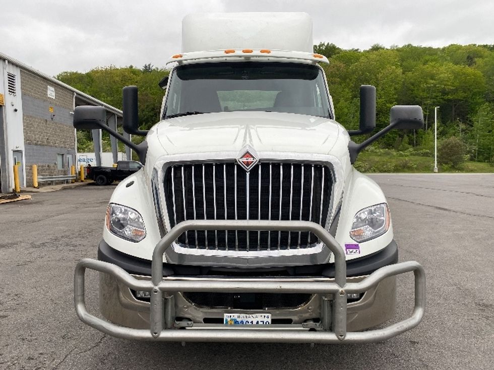 Day Cab Tractor-Heavy Duty Tractors-International-2021-LT625-Conklin-NY-474,890\n\t\tmiles-$ 37,250 - Image 2