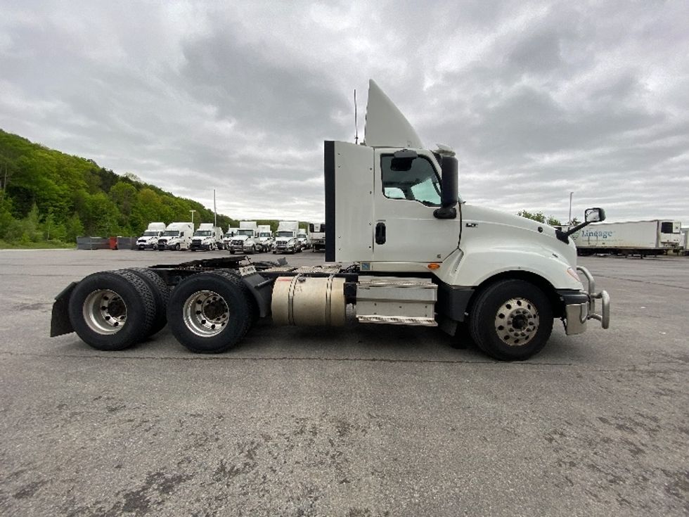Day Cab Tractor-Heavy Duty Tractors-International-2021-LT625-Conklin-NY-474,890\n\t\tmiles-$ 37,250 - Image 8