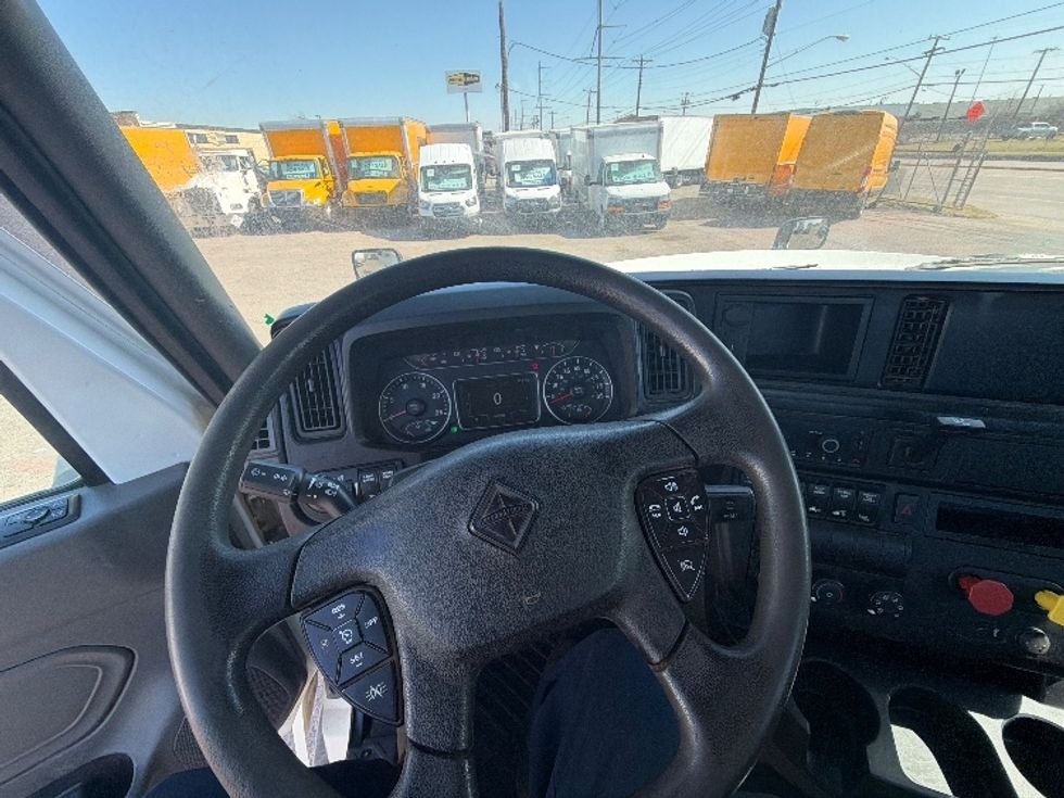 Day Cab Tractor-Heavy Duty Tractors-International-2021-LT625-Dallas-TX-167,999\n\t\tmiles-$ 45,500 - Image 11