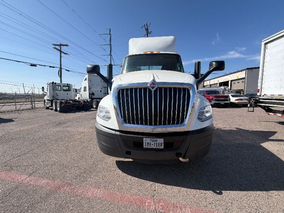 Day Cab Tractor-Heavy Duty Tractors-International-2021-LT625-Dallas-TX-167,999\n\t\tmiles-$ 45,500 - Image 2