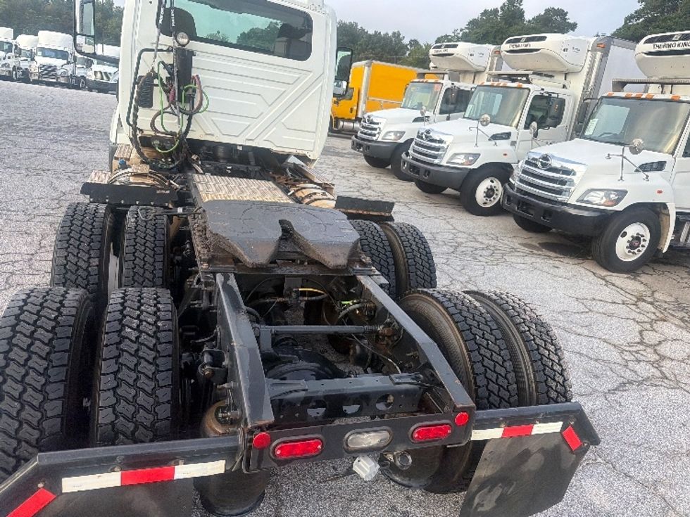 Day Cab Tractor-Heavy Duty Tractors-International-2021-LT625-Forest Park-GA-102,170\n\t\tmiles-$ 35,500 - Image 6