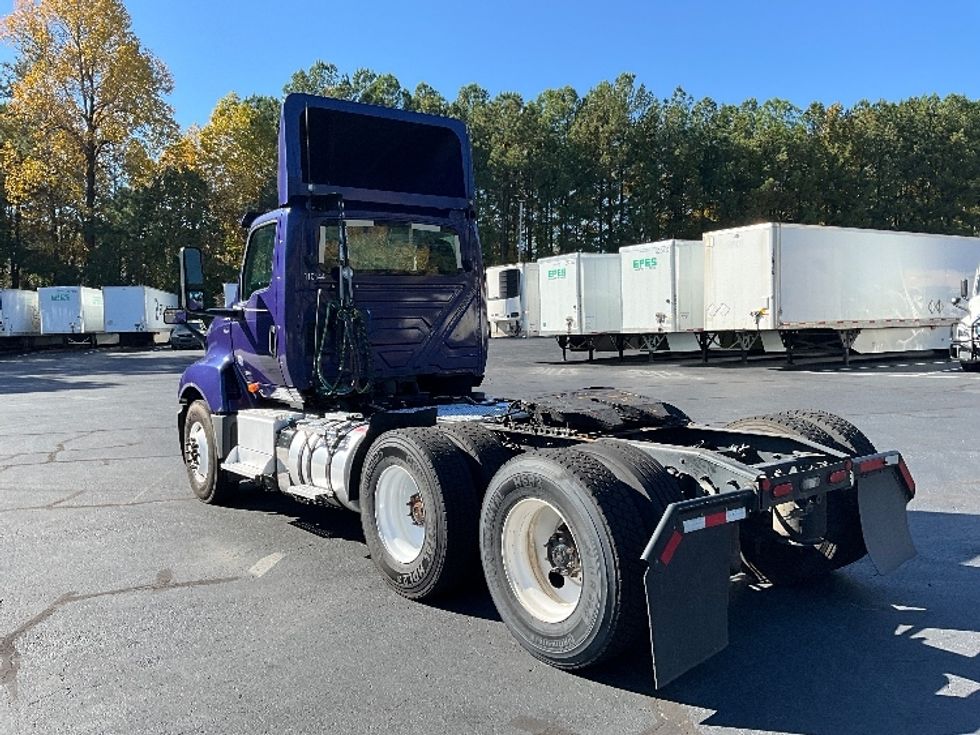 Day Cab Tractor-Heavy Duty Tractors-International-2021-LT625-Kennesaw-GA-375,317\n\t\tmiles-$ 30,000 - Image 5