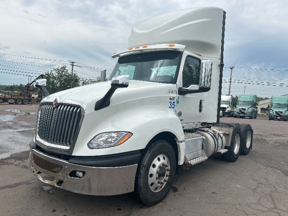 Day Cab Tractor-Heavy Duty Tractors-International-2021-LT625-Moncton-NB-516,427\n\t\tkm-$ 40,250 - Image 3