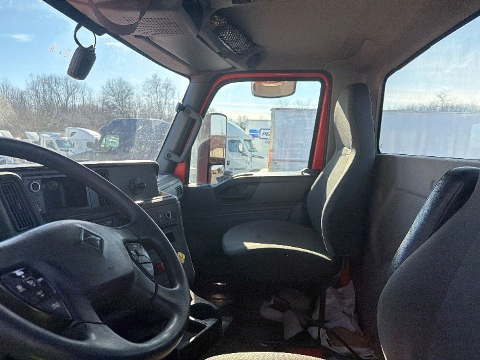 Day Cab Tractor-Heavy Duty Tractors-International-2021-LT625-Montgomery-NY-282,907\n\t\tmiles-$ 29,000 - Image 10