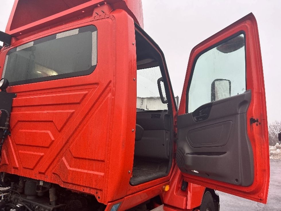 Day Cab Tractor-Heavy Duty Tractors-International-2021-LT625-Montgomery-NY-288,641\n\t\tmiles-$ 28,500 - Image 12