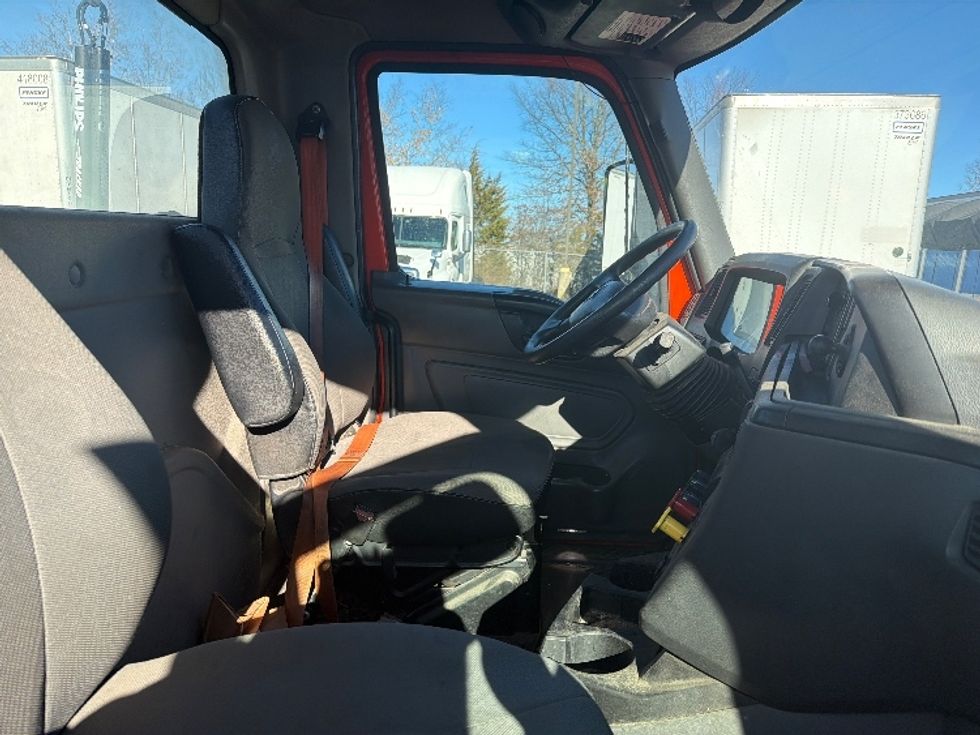 Day Cab Tractor-Heavy Duty Tractors-International-2021-LT625-Montgomery-NY-297,429\n\t\tmiles-$ 31,750 - Image 14