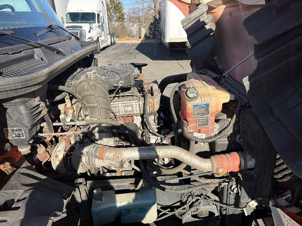 Day Cab Tractor-Heavy Duty Tractors-International-2021-LT625-Montgomery-NY-297,429\n\t\tmiles-$ 31,750 - Image 15