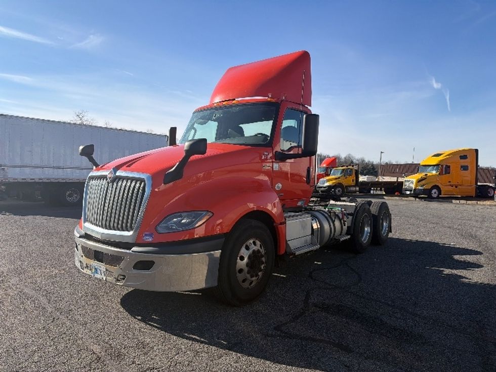 Day Cab Tractor-Heavy Duty Tractors-International-2021-LT625-Montgomery-NY-297,429\n\t\tmiles-$ 31,750 - Image 3
