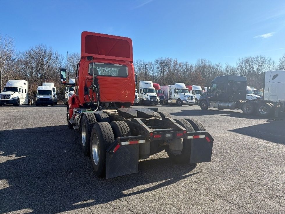 Day Cab Tractor-Heavy Duty Tractors-International-2021-LT625-Montgomery-NY-297,429\n\t\tmiles-$ 31,750 - Image 5