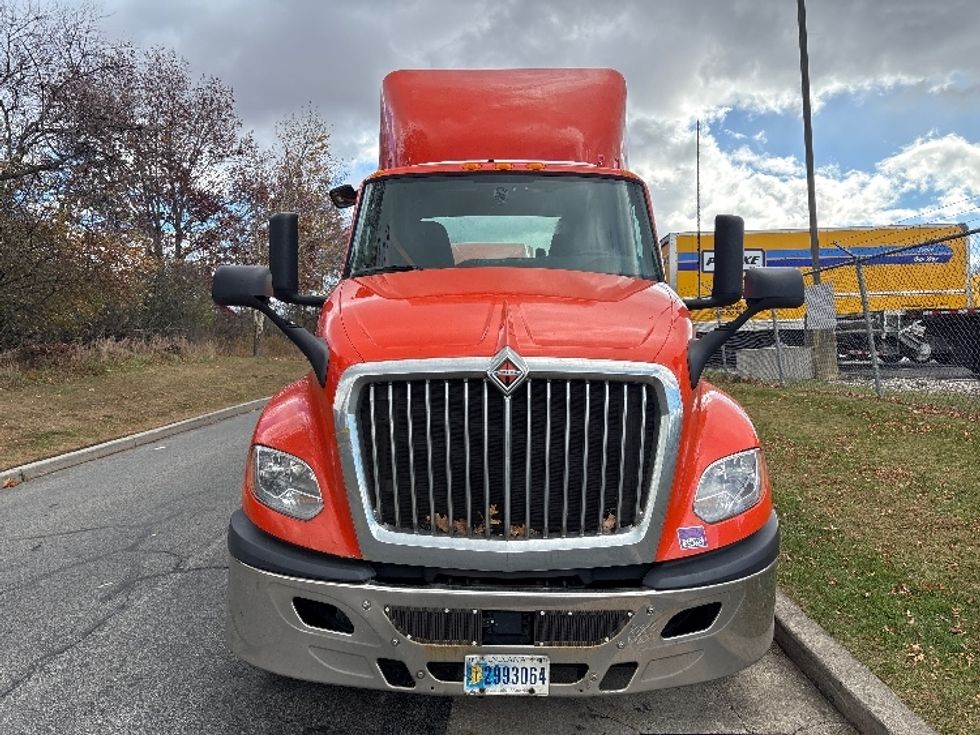 Day Cab Tractor-Heavy Duty Tractors-International-2021-LT625-Montgomery-NY-306,482\n\t\tmiles-$ 28,500 - Image 2