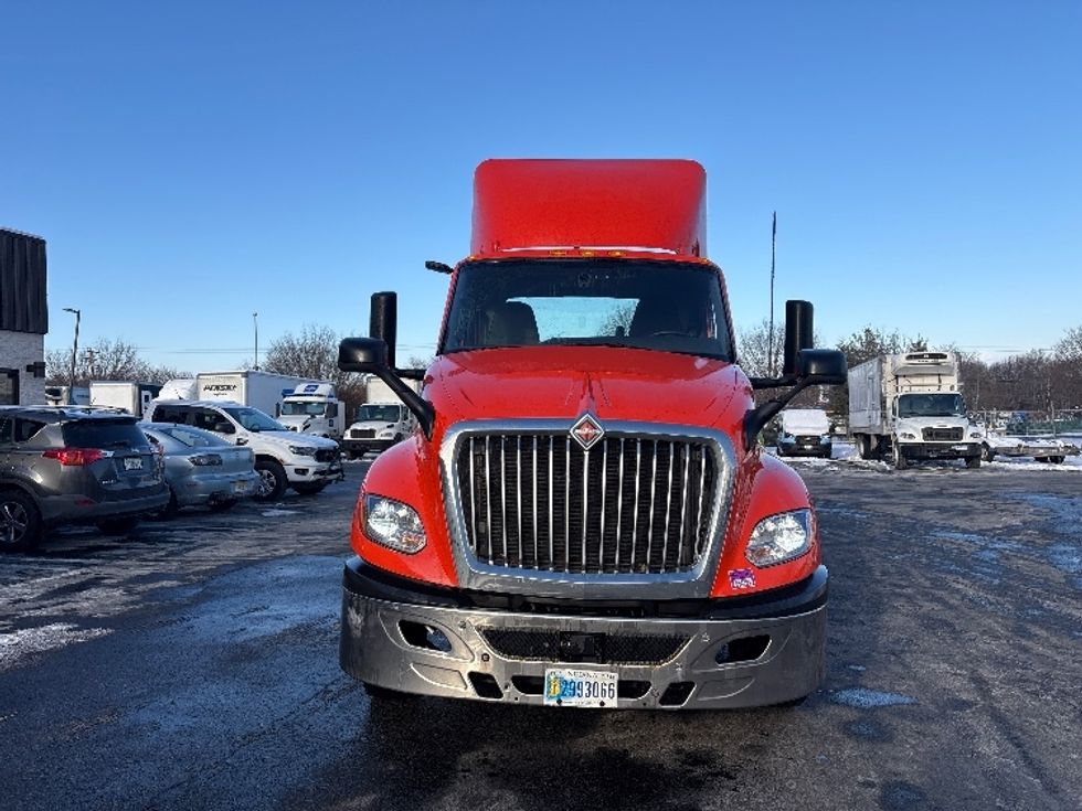 Day Cab Tractor-Heavy Duty Tractors-International-2021-LT625-Montgomery-NY-314,341\n\t\tmiles-$ 27,500 - Image 2